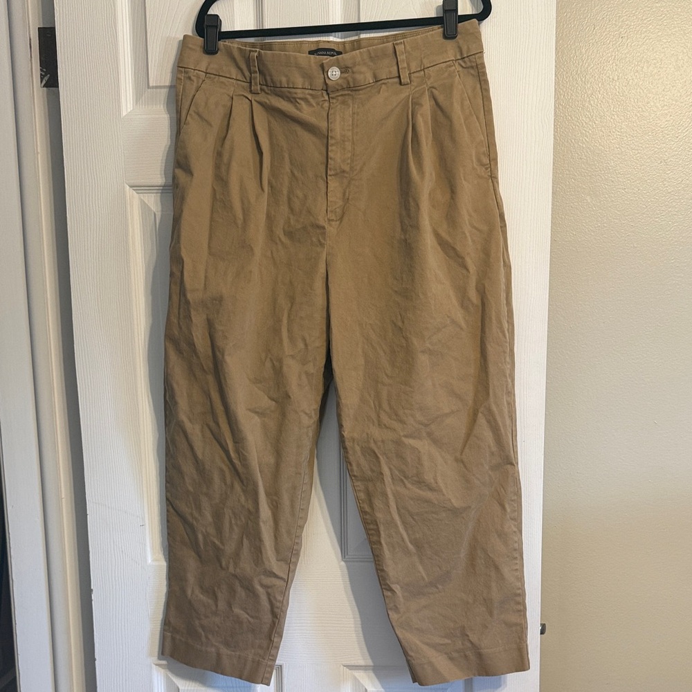 Banana Republic Khaki Chinos